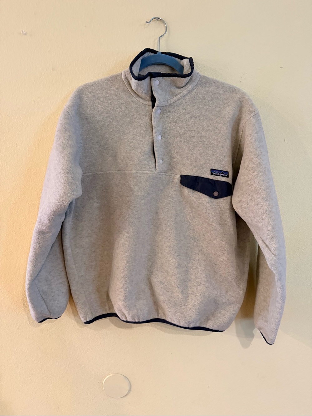 Patagonia Men’s Light Beige Vintage Made in USA Fleece Pullover Navy Trim Size M
